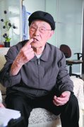 97岁老人只掉2颗牙 健康习惯坚持一生